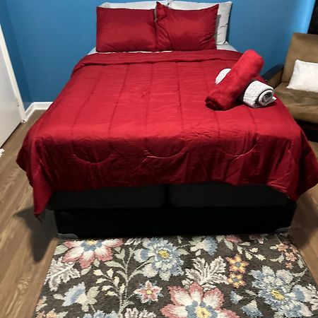 Fidelia Garnet Room, Queen Bed Minutes From Newark Liberty International Airport And Newark Penn Station Eksteriør bilde